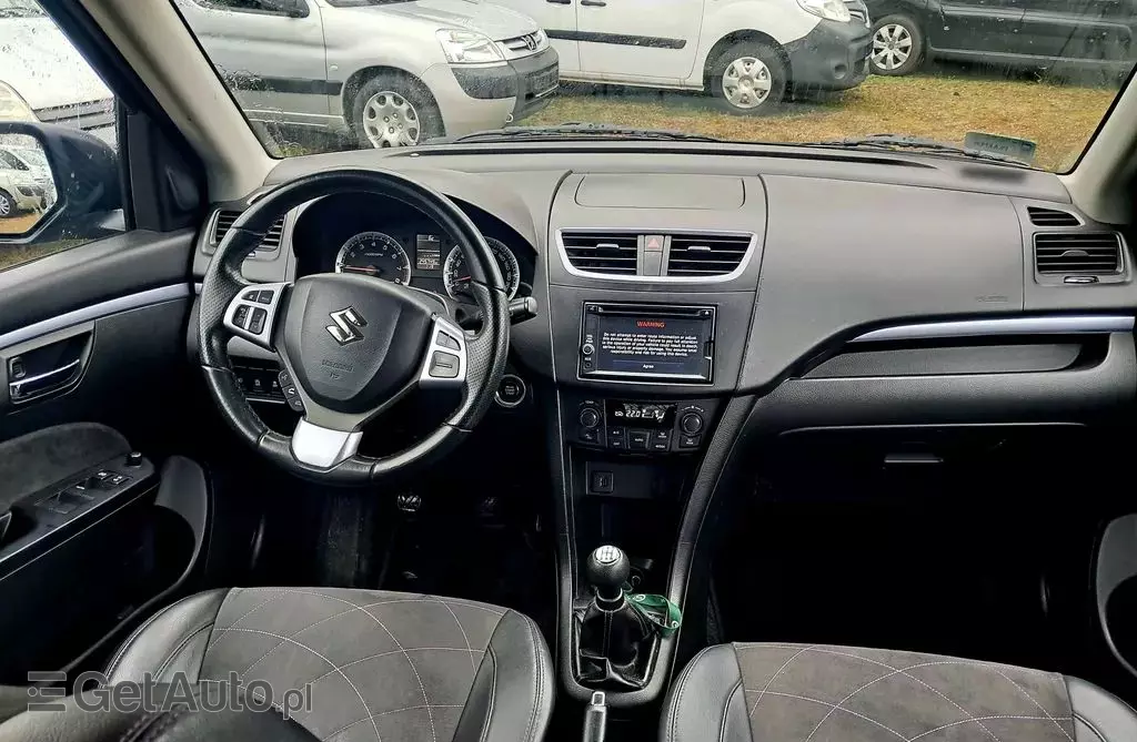 SUZUKI Swift 