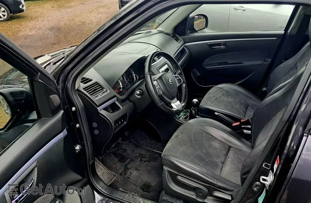 SUZUKI Swift 