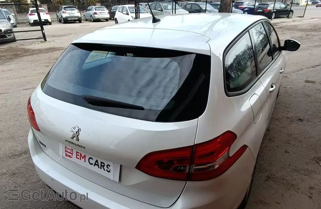 PEUGEOT 308 