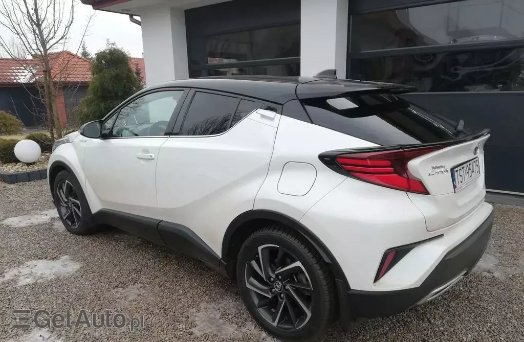 TOYOTA C-HR 