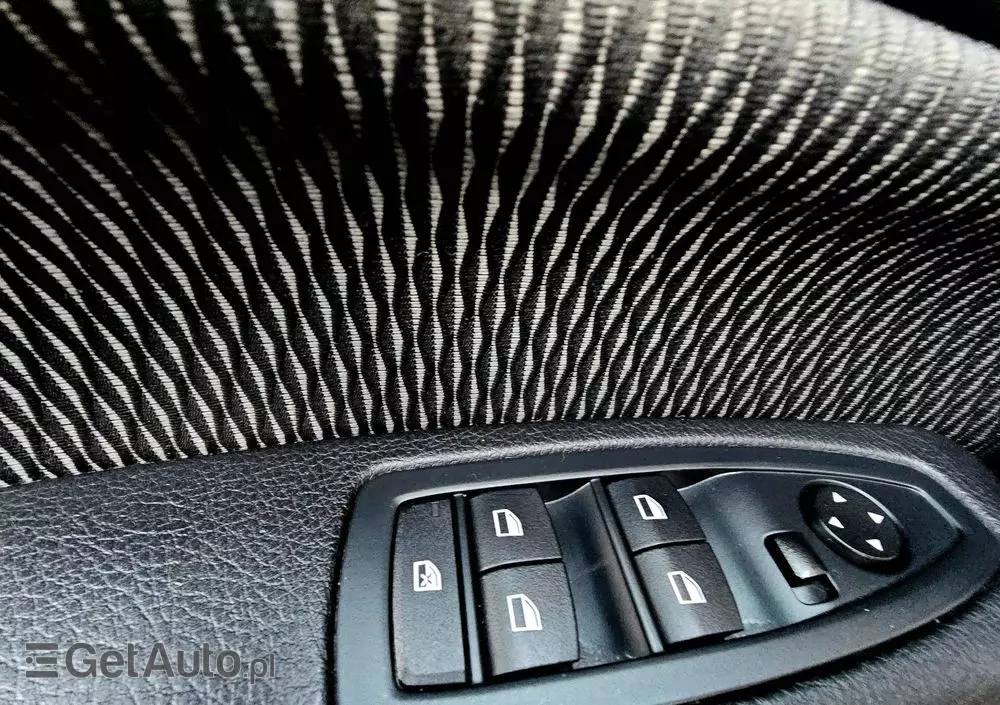 BMW Seria 1 116i Sport Line