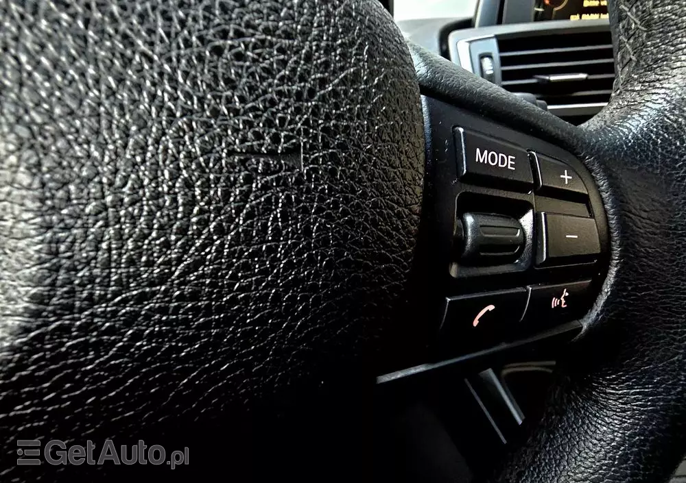 BMW Seria 1 116i Sport Line