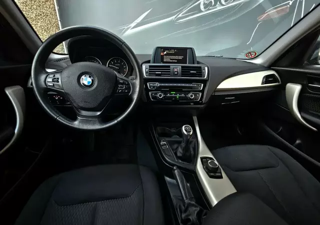 BMW Seria 1 116i Sport Line