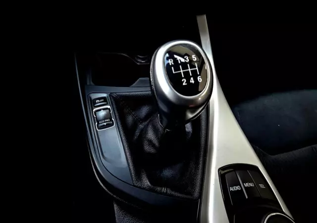 BMW Seria 1 116i Sport Line