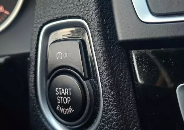 BMW Seria 1 116i Sport Line