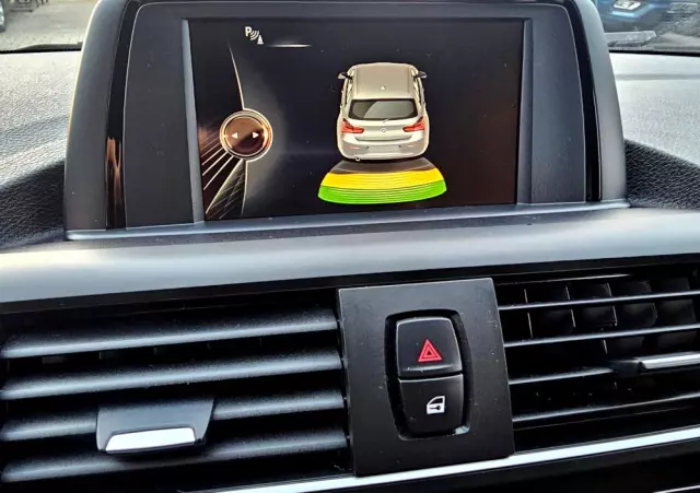 BMW Seria 1 116i Sport Line