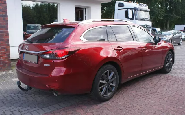 MAZDA 6 2.5 SkyPrestige