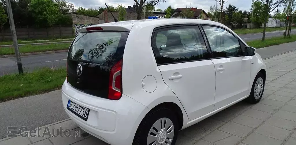 VOLKSWAGEN Up! 