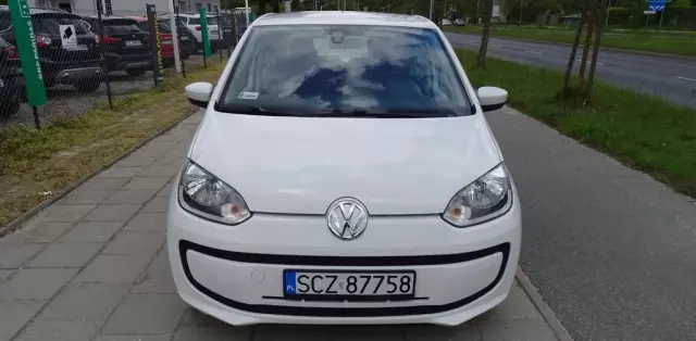 VOLKSWAGEN Up! 