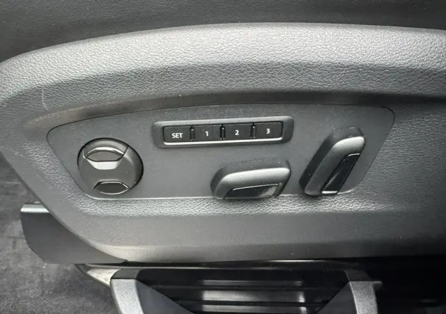 VOLKSWAGEN Multivan 2.0 BiTDI L1 Highline 4Motion DSG