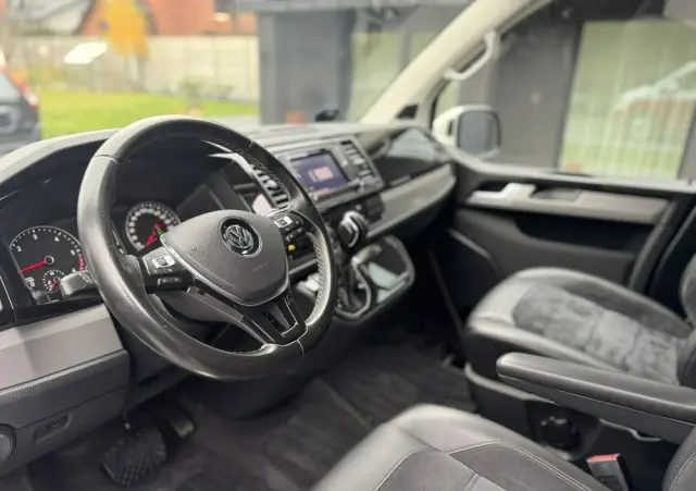 VOLKSWAGEN Multivan 2.0 BiTDI L1 Highline 4Motion DSG