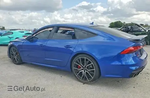 AUDI S7 