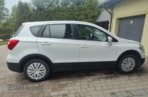SUZUKI S-cross 
