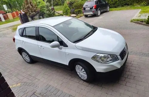 SUZUKI S-cross 
