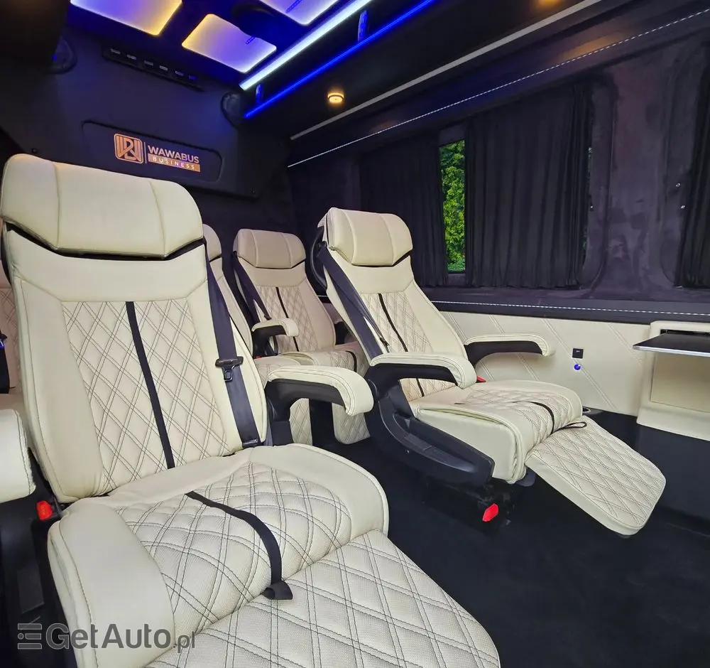 MERCEDES-BENZ Sprinter 319 CDI 907.235