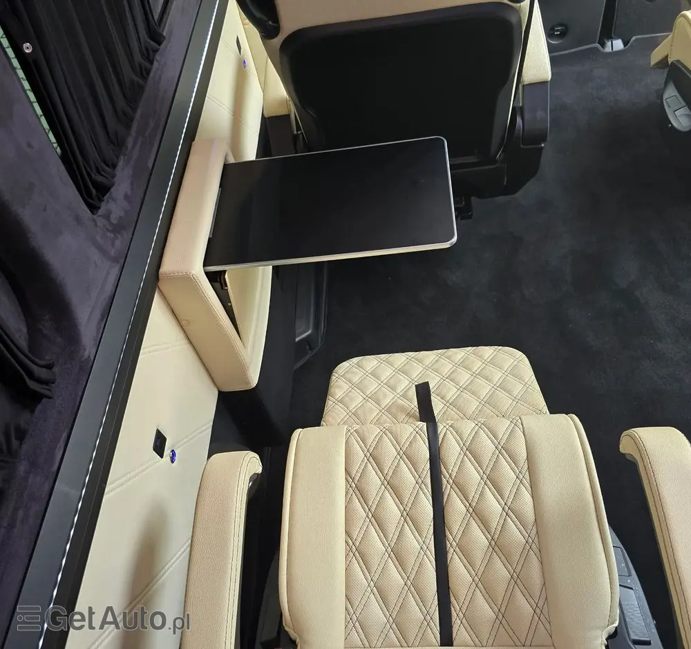 MERCEDES-BENZ Sprinter 319 CDI 907.235