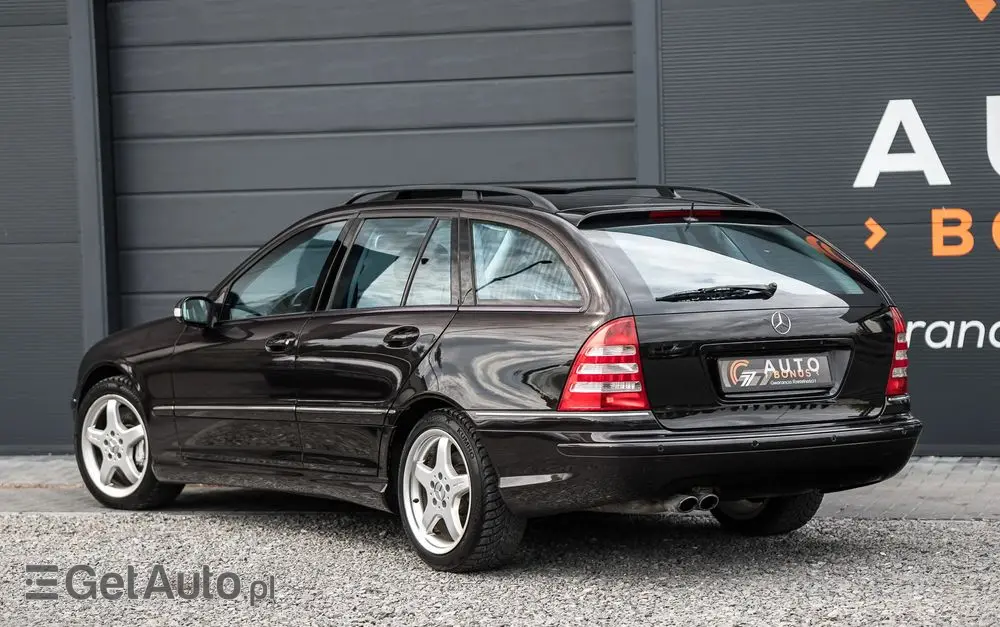 MERCEDES-BENZ Klasa C 32 T AMG