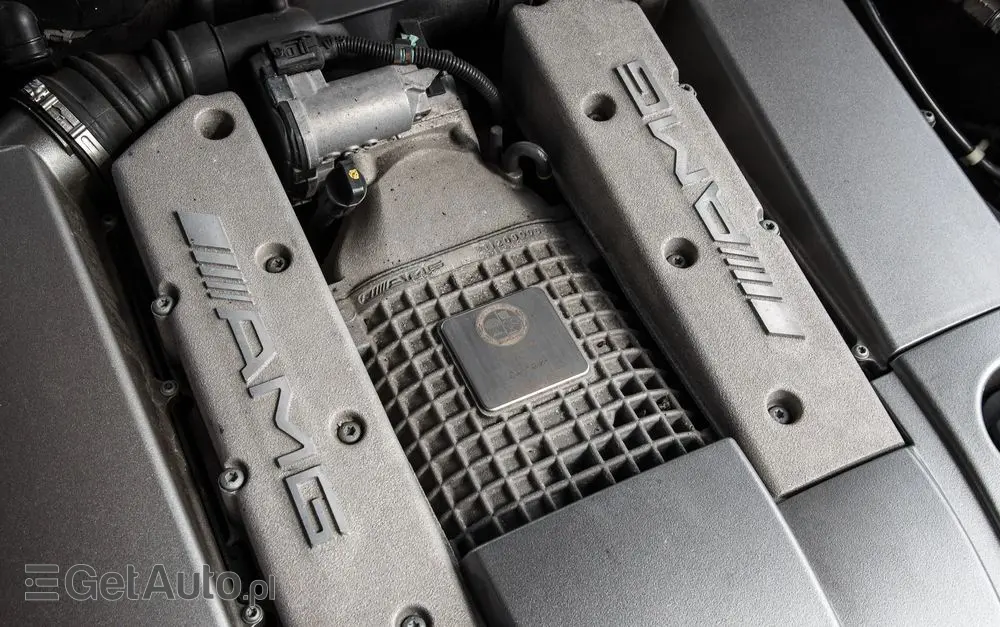 MERCEDES-BENZ Klasa C 32 T AMG