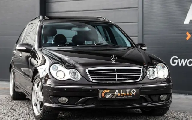 MERCEDES-BENZ Klasa C 32 T AMG