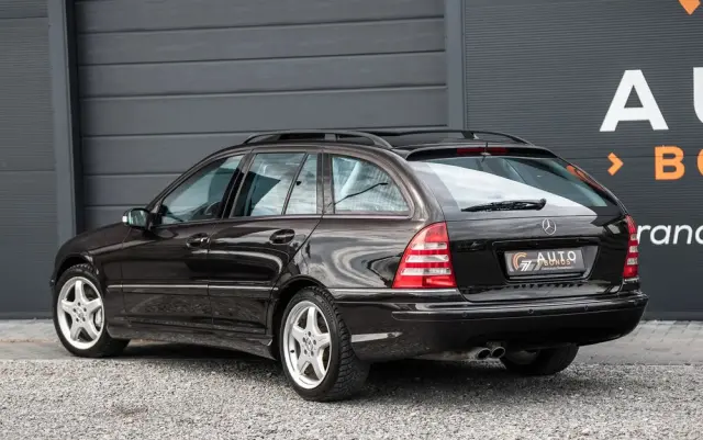 MERCEDES-BENZ Klasa C 32 T AMG