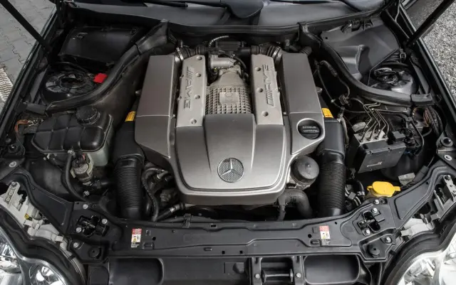 MERCEDES-BENZ Klasa C 32 T AMG