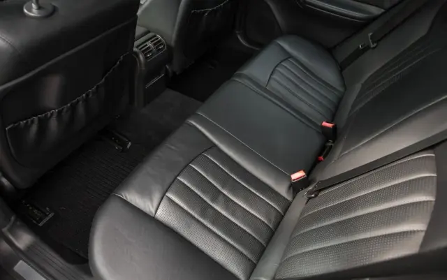 MERCEDES-BENZ Klasa C 32 T AMG