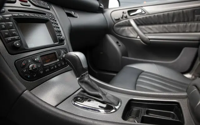 MERCEDES-BENZ Klasa C 32 T AMG