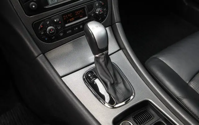 MERCEDES-BENZ Klasa C 32 T AMG