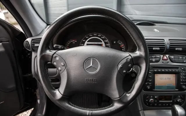 MERCEDES-BENZ Klasa C 32 T AMG