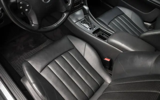 MERCEDES-BENZ Klasa C 32 T AMG