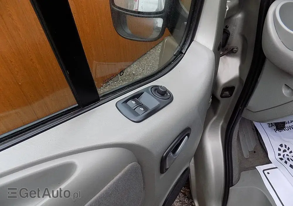 RENAULT Trafic Generation