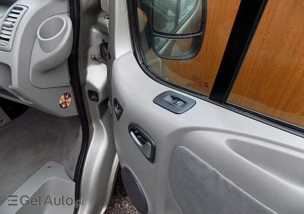 RENAULT Trafic Generation