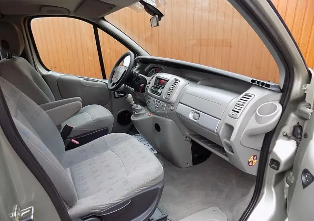 RENAULT Trafic Generation