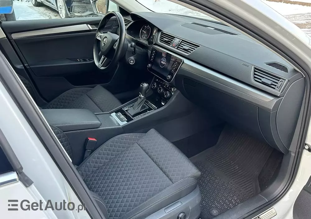 SKODA Superb 2.0 TDI Style DSG7