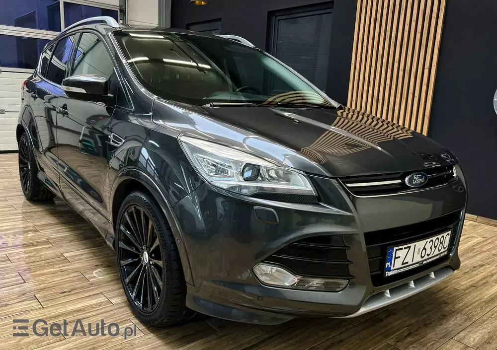 FORD Kuga 2.0 TDCi 4WD Titanium