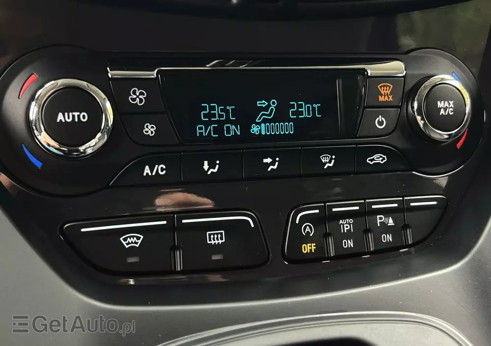 FORD Kuga 2.0 TDCi 4WD Titanium