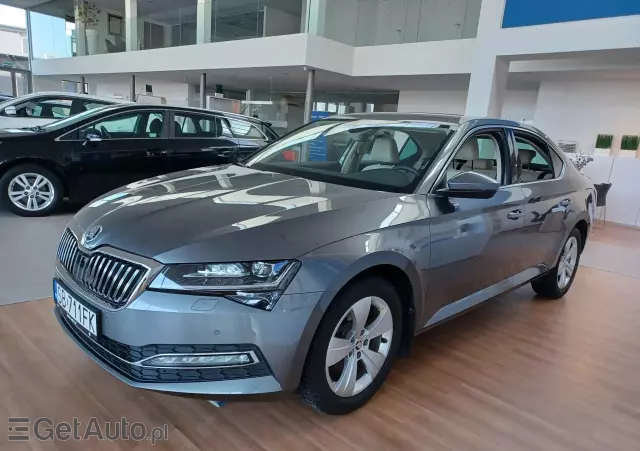 SKODA Superb 2.0 TDI SCR Style DSG