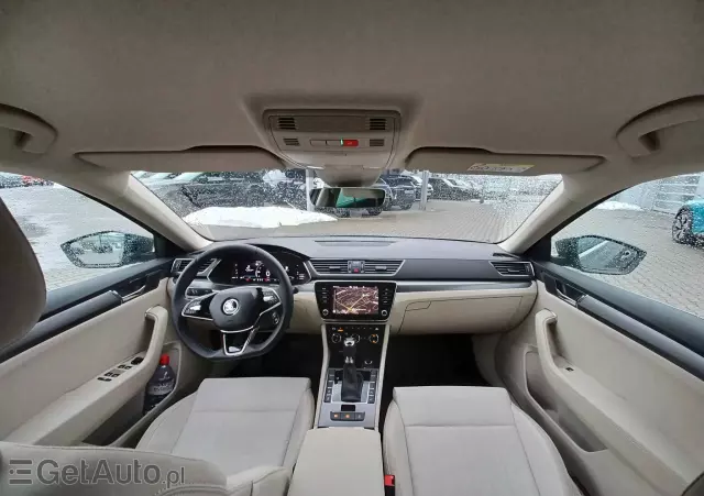 SKODA Superb 2.0 TDI SCR Style DSG