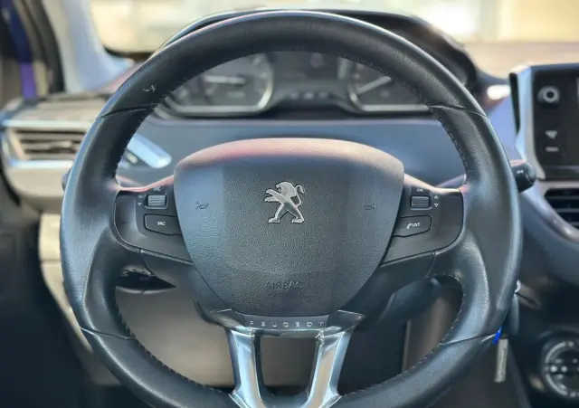 PEUGEOT 2008 120 VTI Automatik Active