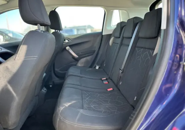 PEUGEOT 2008 120 VTI Automatik Active