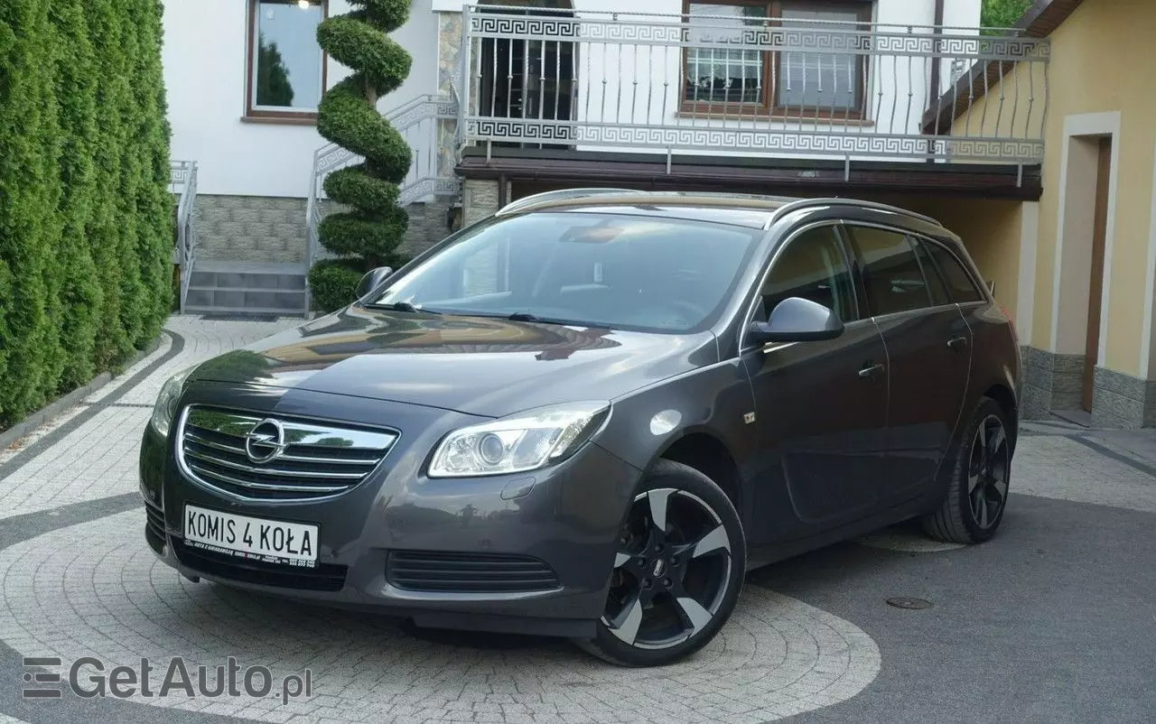 OPEL Insignia 