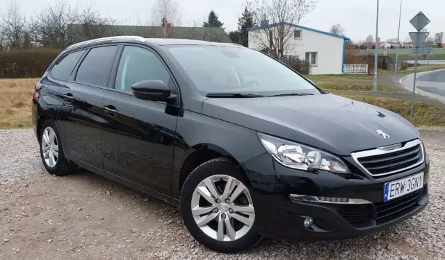 PEUGEOT 308 1.2 PureTech Business Line S&S