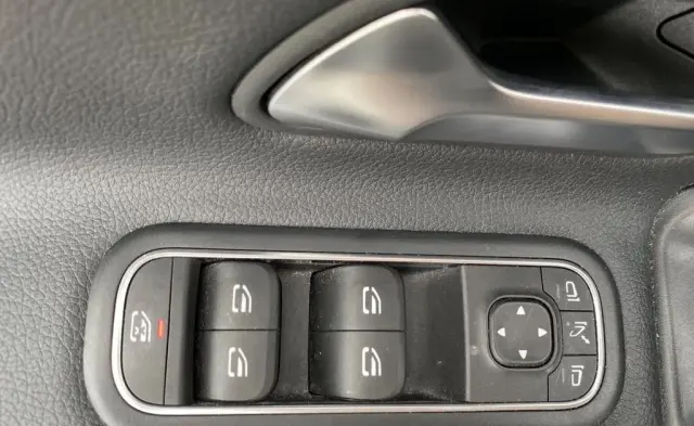 MERCEDES-BENZ Klasa A 