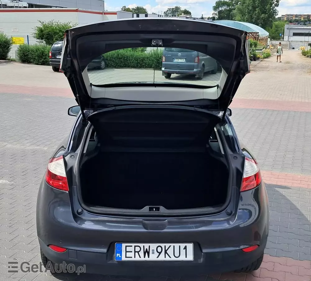 RENAULT Megane 1.6 16V Authentique