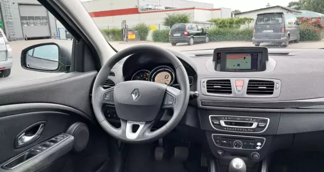 RENAULT Megane 1.6 16V Authentique