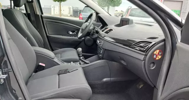 RENAULT Megane 1.6 16V Authentique