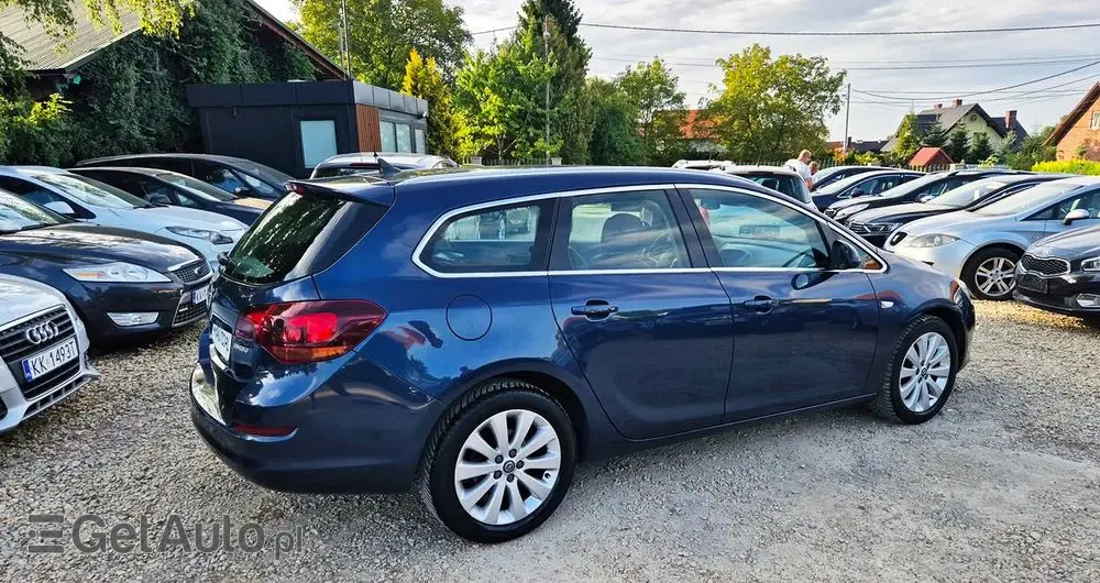 OPEL Astra 1.4 Turbo Automatik Cosmo