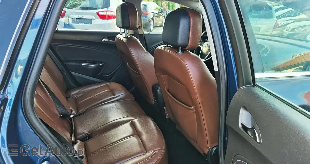 OPEL Astra 1.4 Turbo Automatik Cosmo