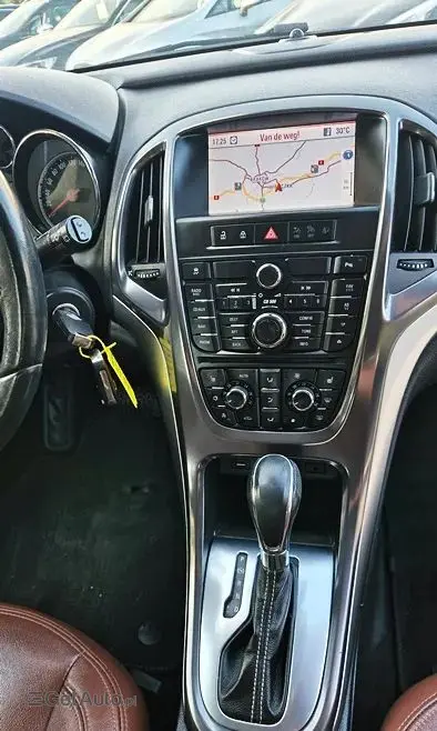 OPEL Astra 1.4 Turbo Automatik Cosmo