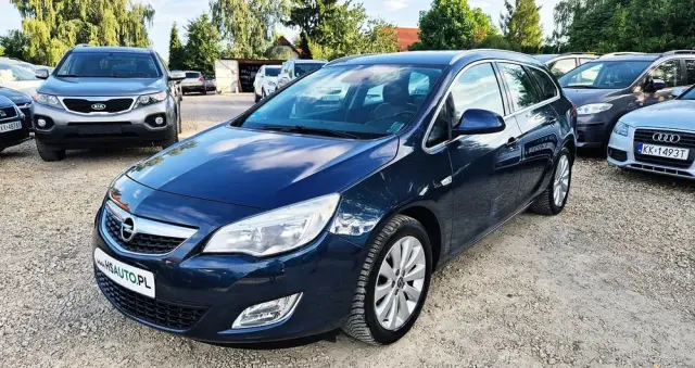 OPEL Astra 1.4 Turbo Automatik Cosmo